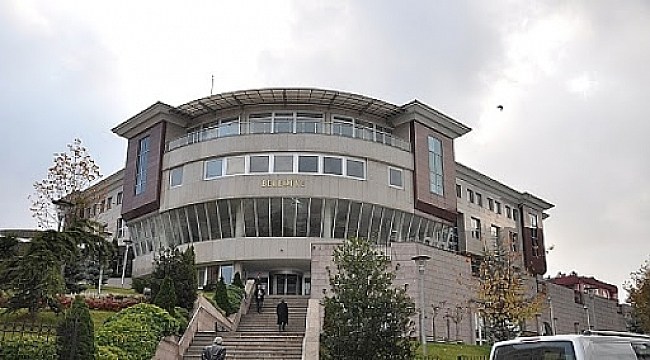 Akçakoca Belediyesi 39 Personelle yollarını ayırdı.